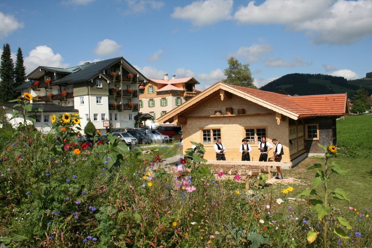 Hotel Allgaeuer Hof Oberstaufen Exterior photo